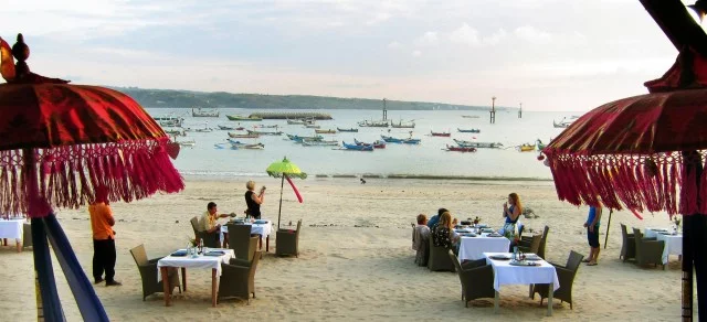 Praia em Jimbaran
