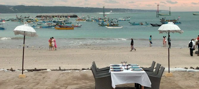 海灘餐桌 海灘餐桌