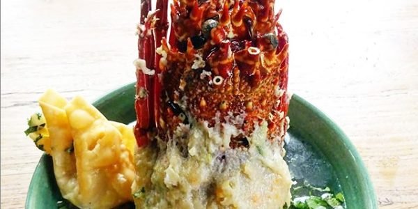 Bolinho de Arroz com Lagosta de Jimbaran