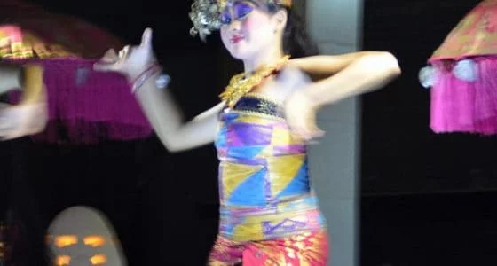 Dança Encantadora de Bali